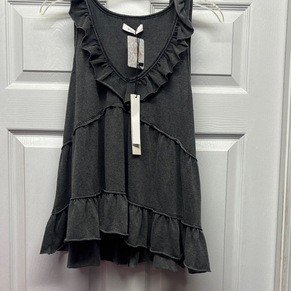 Mustard Seed Distressed Charcoal Ruffled Tank Top Small New
